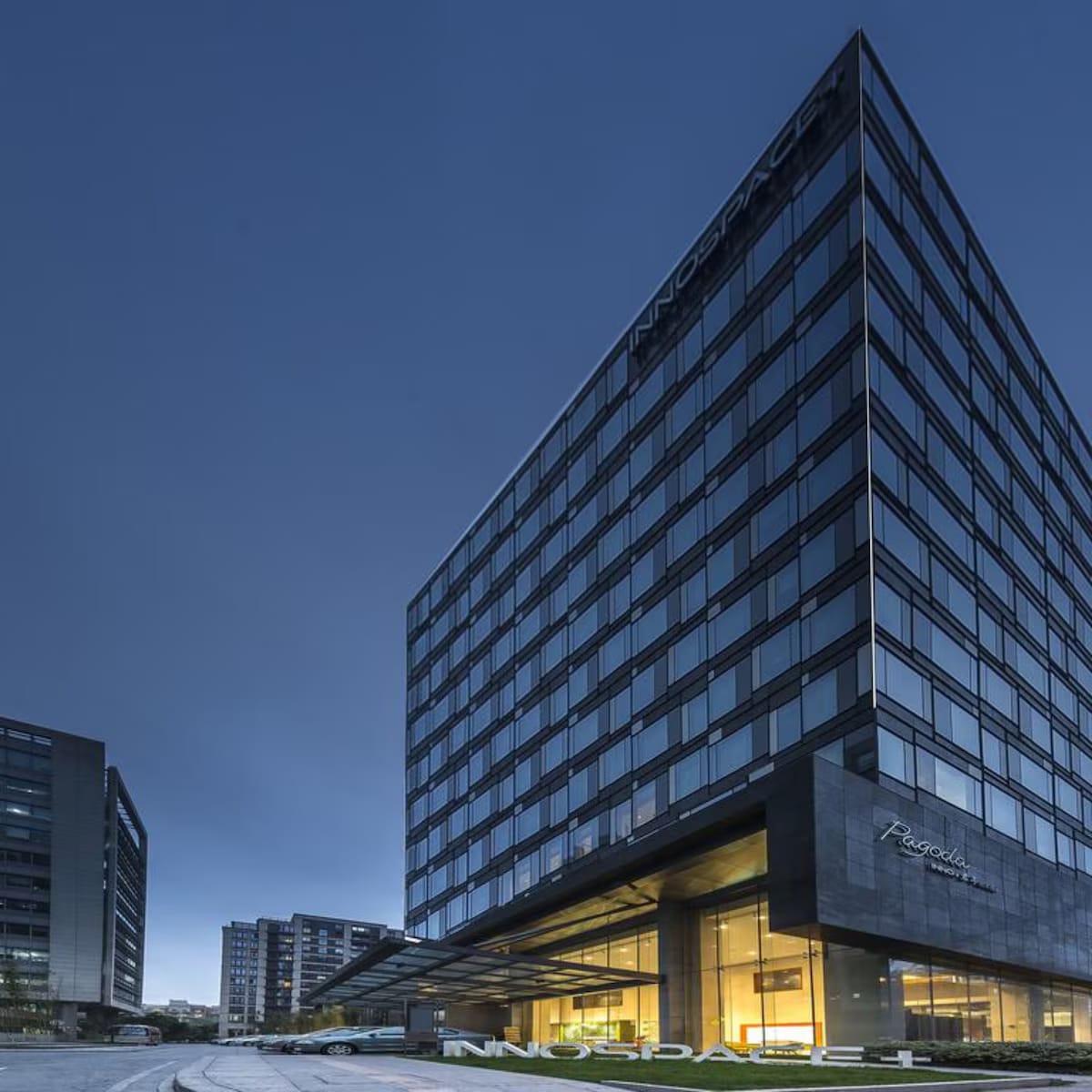 SSAW Pagoda Hotel Shanghai Fudan University